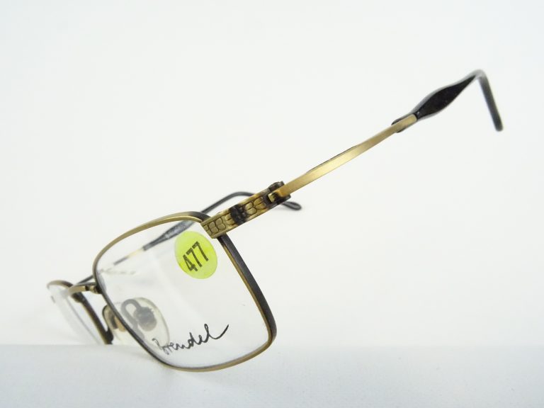 Leichte Brillenfassung für Männer Herrenbrille neutrale Farbe dezent