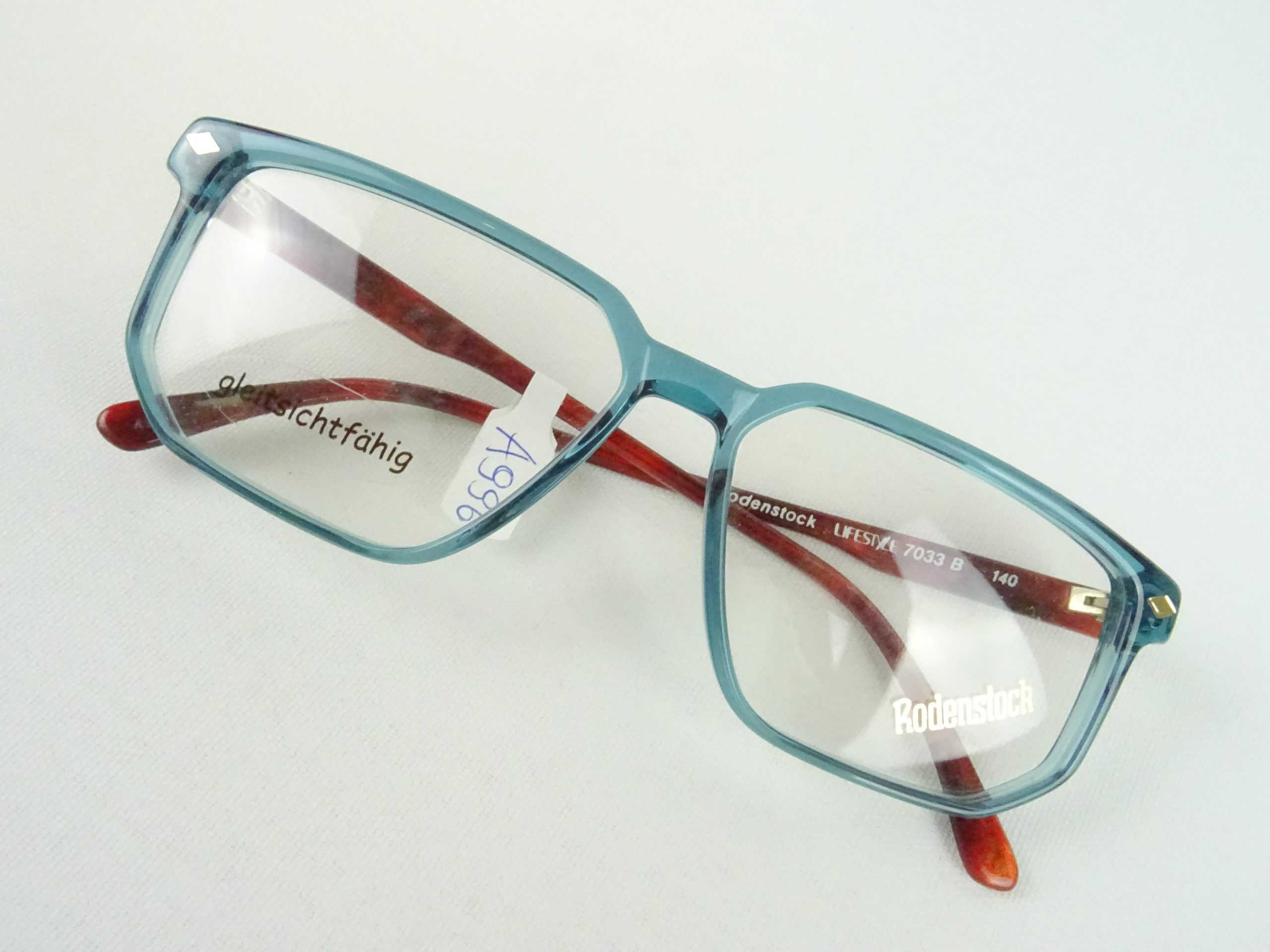 rodenstock-blaue-brillenfassung-herrenbrille-klassisch-leicht